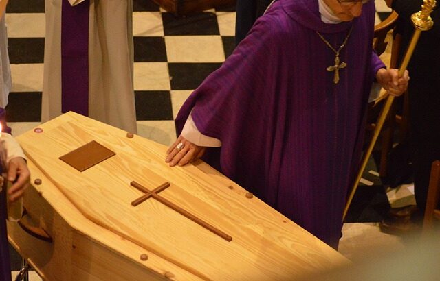 funeral-5027631_640